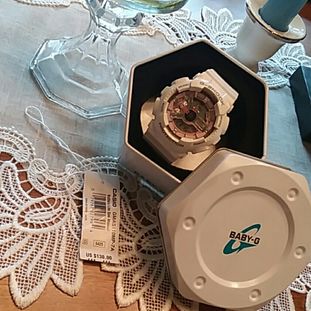 EUC Womens G-Shock watch